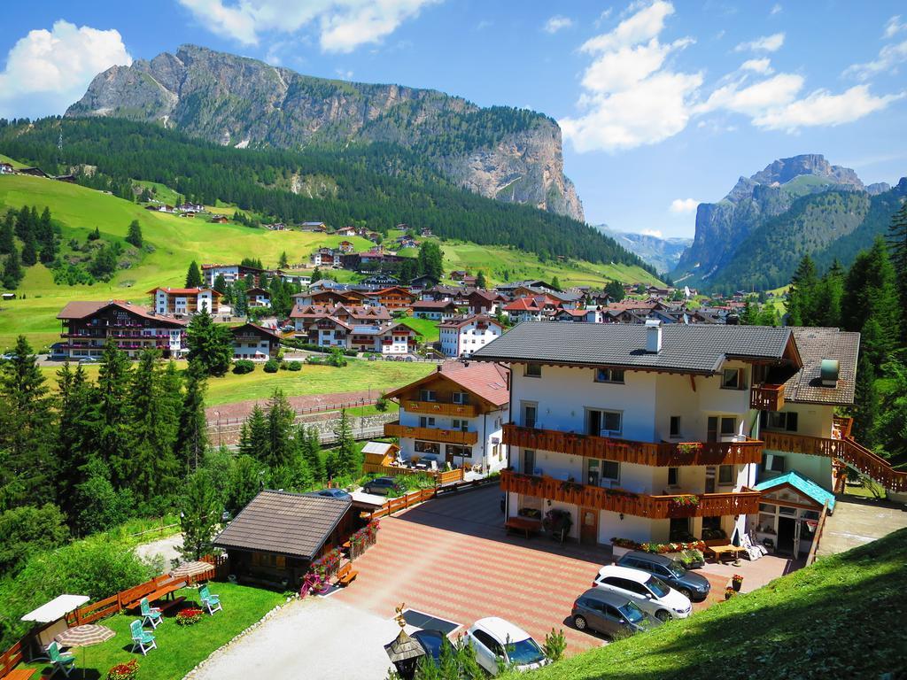 Hotel La Pineta Selva di Val Gardena Ngoại thất bức ảnh
