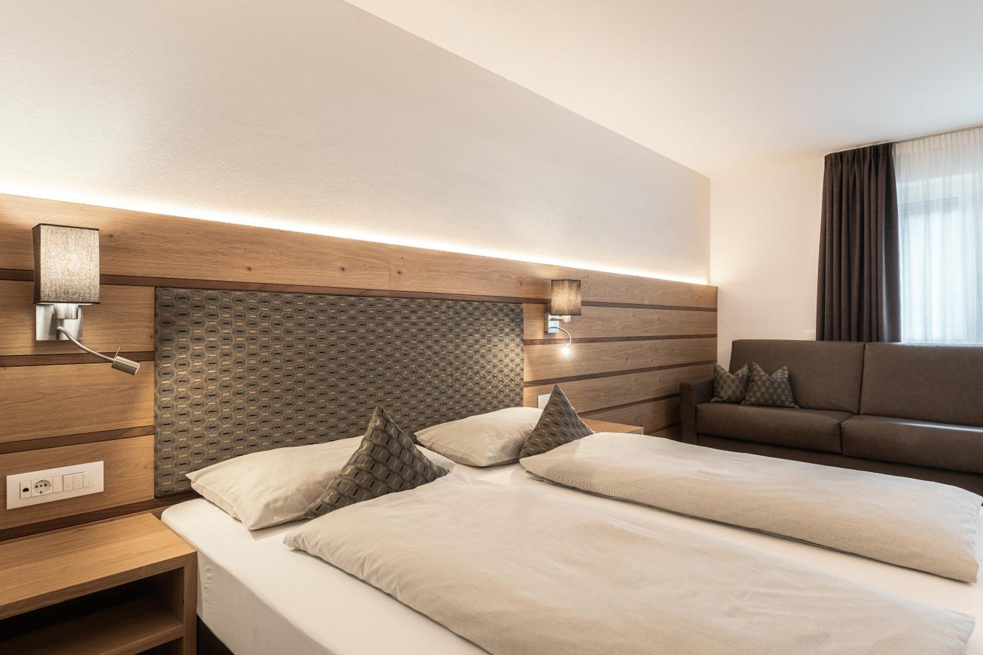Hotel La Pineta Selva di Val Gardena Ngoại thất bức ảnh
