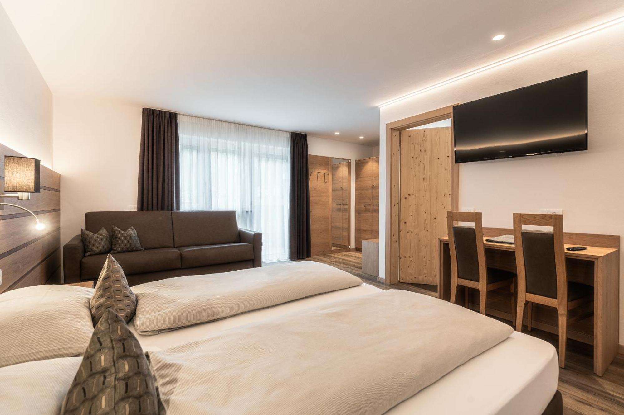 Hotel La Pineta Selva di Val Gardena Ngoại thất bức ảnh