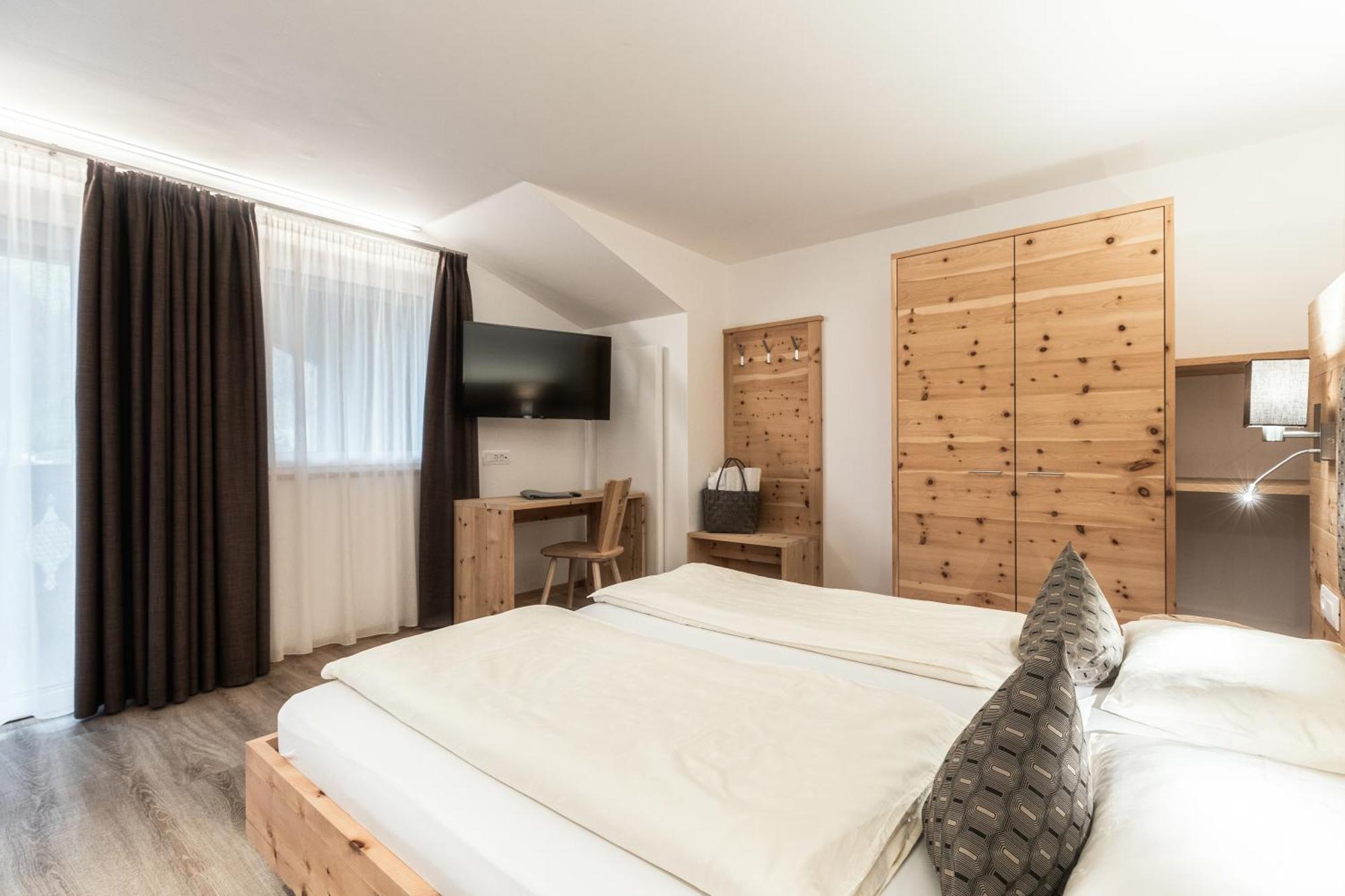 Hotel La Pineta Selva di Val Gardena Ngoại thất bức ảnh