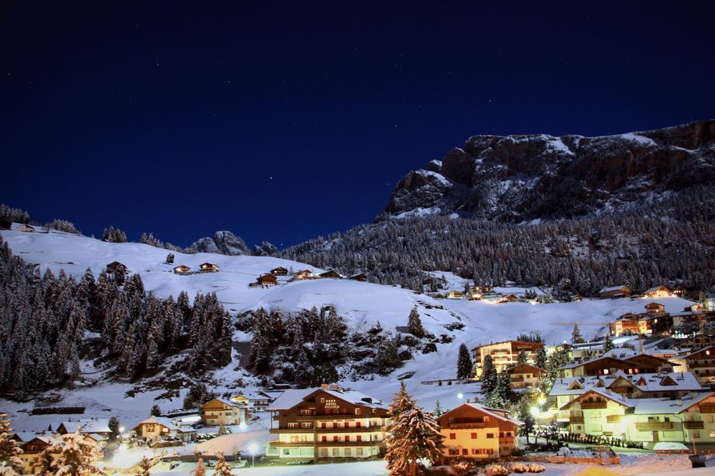 Hotel La Pineta Selva di Val Gardena Ngoại thất bức ảnh