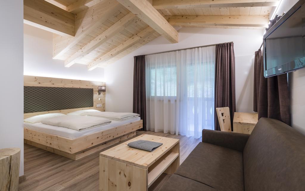Hotel La Pineta Selva di Val Gardena Ngoại thất bức ảnh